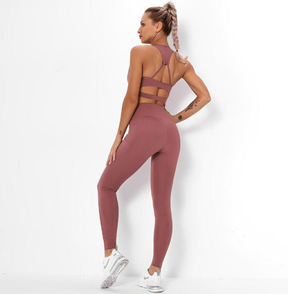 Striped Workout Set – High-Waist Leggings & Sports Top