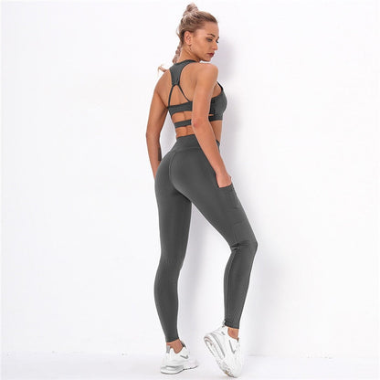 Striped Workout Set – High-Waist Leggings & Sports Top