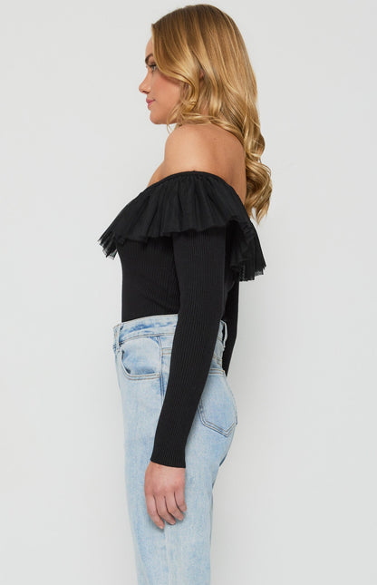 Contrast Mesh Frill Neckline Knit Top