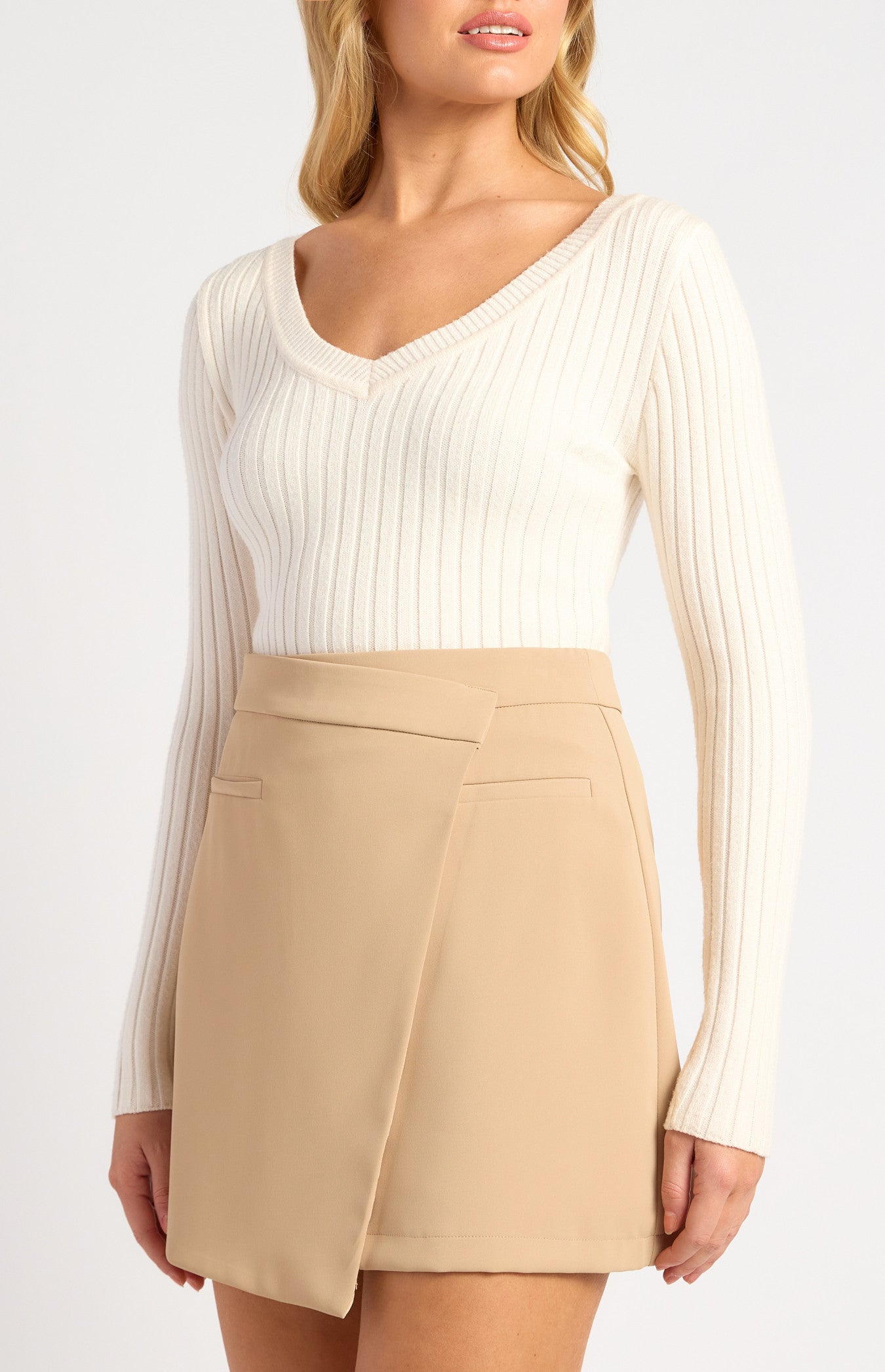 V-Neckline Wide Rib Knit Top