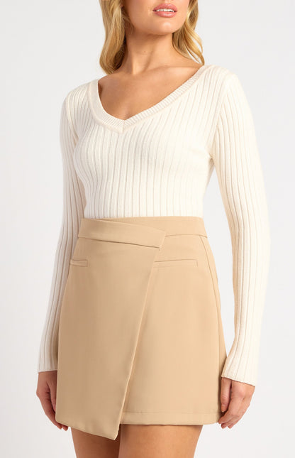 V-Neckline Wide Rib Knit Top