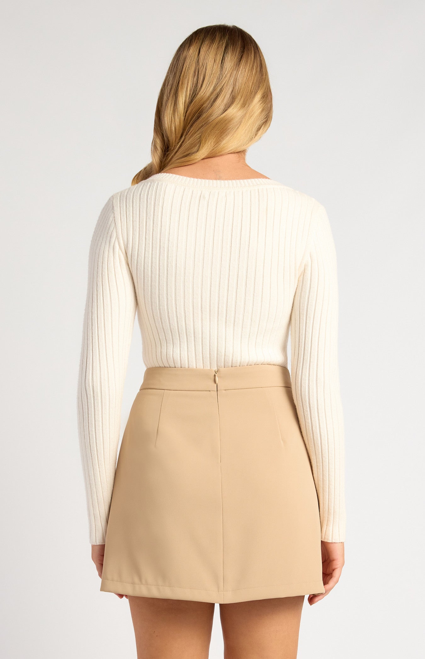 V-Neckline Wide Rib Knit Top