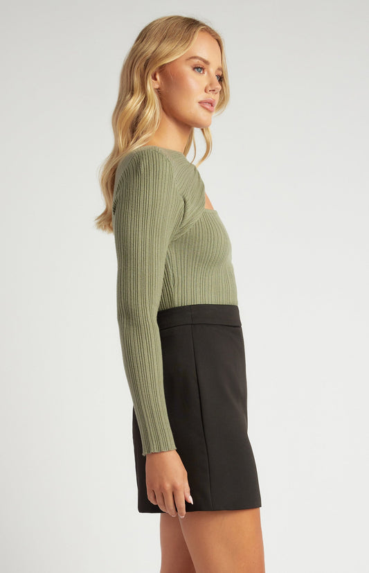 Twist Neckline Cut-Out Detail Knit Top