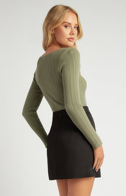 Twist Neckline Cut-Out Detail Knit Top